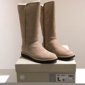 UGG Women’s Abree II Boot